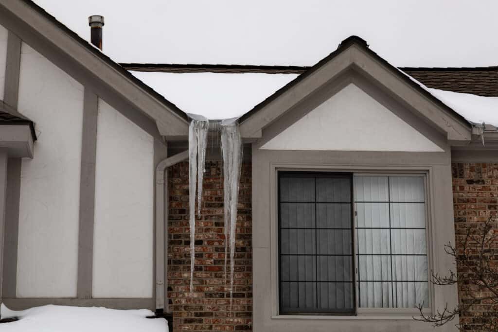 ice dam on roof