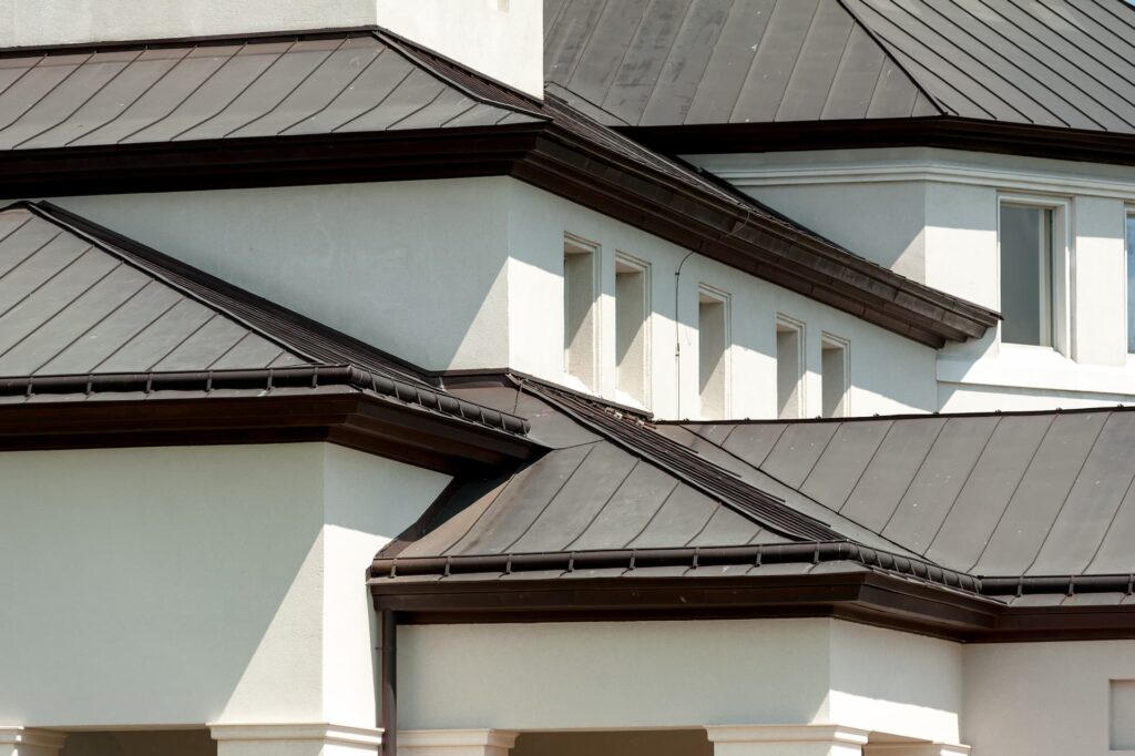 home with metal roof in florida