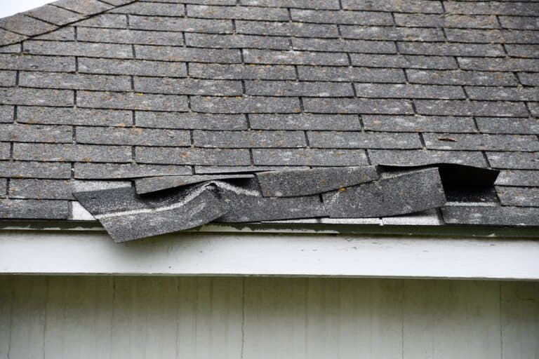 RoofClaim roofing blogs regarding the tips, guide, roof replacement, roof repair and much more.